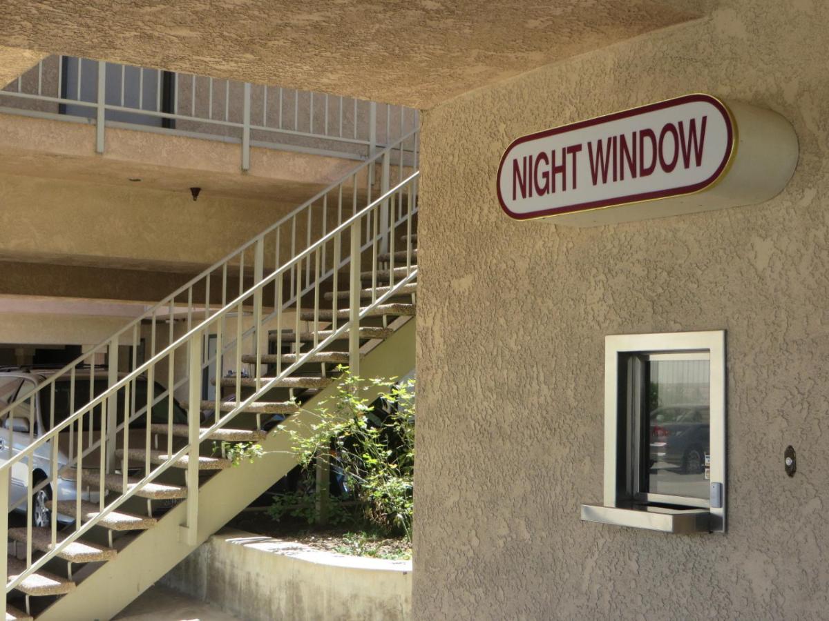 Popular attractions Area Nearby Property